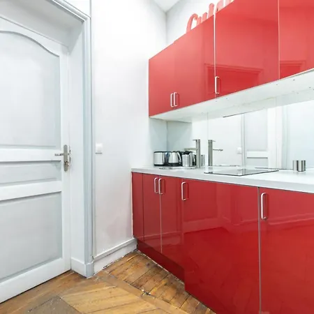Apartmanhotel Dreamyflat - Champs Elysees