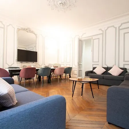 Aparthotel Dreamyflat - Champs Elysees 2*
